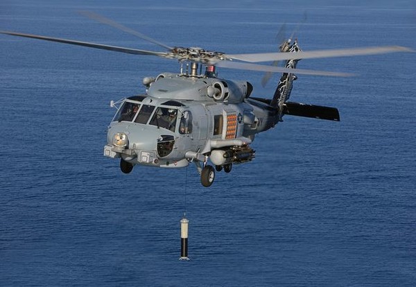 해군의 차기 해상작전헬기로 미국 록히드마틴의 MH-60R 시호크 기종이 선정됐다. 사진은 미 해군이 운용하는 MH-60R 기종.(사진=미 해군 제공)