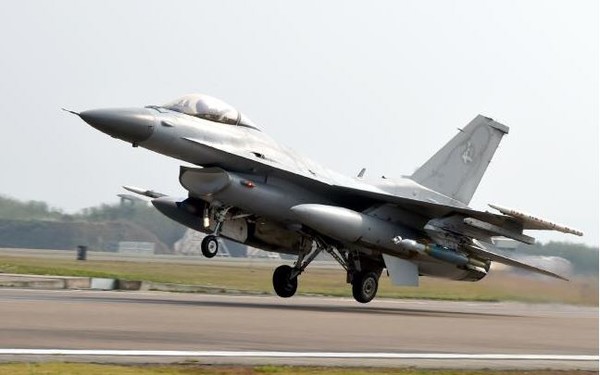 전투기 이륙 장면.(사진=공군 제공)