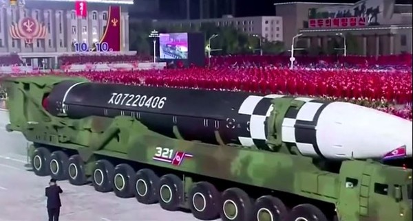 북한은 지난해 10월 노동당 창건 75주년 열병식에서 공개한 ‘괴물 ICBM’.(사진=38노스 제공)