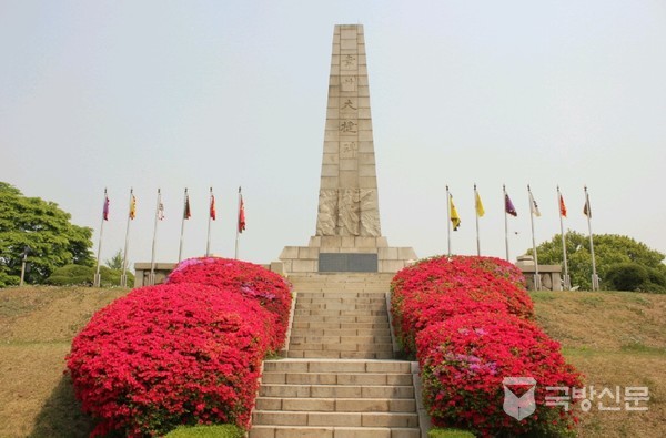 산성 정상의 행주대첩비