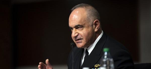 ​찰스 A. 리처드 미 전략사령부 사령관이 4월 20일(현지시간) 워싱턴 D.C.의회 상원 군사위원회에서 답변하고 있다.​