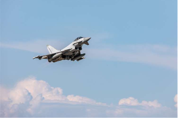 빌록시 작전의 일환으로 루마니아 미하일 코갈니체아누 공군기지에서  무장하고 이륙하는 영국공군의 타이푼 전투기.