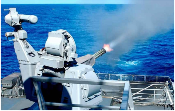 CIWS-II 발사 모형. CIWS-II는 유효 사정거리가 매우 짧으며 반격 대응 가능 시간도 수 초에 불과함을 고려해 특화된 사격통제 체계가 필요하다.(사진 제공=LIG넥스원)
