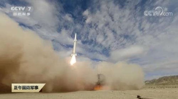 중국은 지난 21일 신형 단거리 미사일을 시험발사한 뒤 관영 CCTV를 통해 이례적으로 신속하고, 상세하게 공개했다.(사진=CCTV 영상 갈무리)