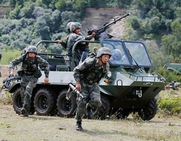 중국 인민해방군의 훈련 모습.(사진=환구시보 사진 갈무리)