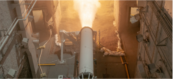 미국 앨라바마주 록히드 마틴 제조시설에서 극초음속 무기가 제작되는 장면. 이 공장은 세계 최대 방위산업체인 록히드 마틴이 올해 신설한 세 번째 디지털 공장이다. (사진=록히드 마틴 제공)
