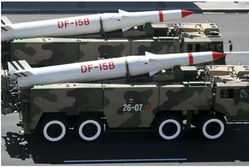 중국 DF-15에도 MARV 특징이 있다.