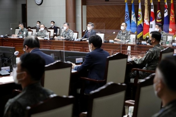 국방부는 3일 서욱 장관 주관으로 군 주요 지휘관과 관계자들이 참석한 가운데 국방 우주력 발전 추진 평가회의를 열었다.(사진=국방부 제공)