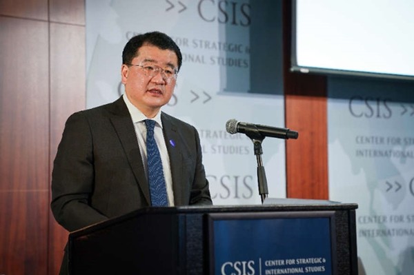 최종건 외교부 제1차관이 15일(현지시간) 미국 워싱턴에서 한국국제교류재단(KF)과 미국 전략국제문제연구소(CSIS)가 공동으로 개최한 ‘한미전략포럼 2021’에서 한미동맹 발전과 한반도 평화프로세스에 대해 기조연설을 하고 있다.(사진=외교부 제공)
