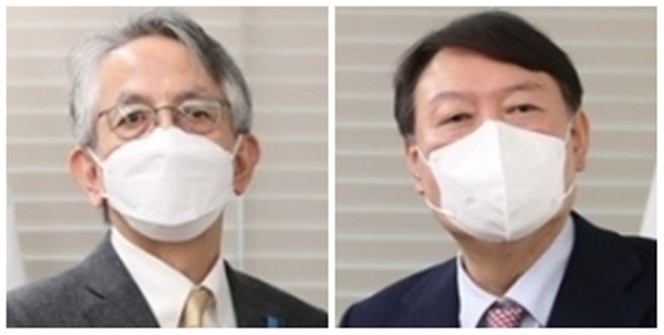 윤석열 국민의힘 대선 후보(오른쪽)는 26일 서울 여의도 국민의힘 당사에서 아이보시 고이치(相星孝一) 주한 일본대사를 접견하고 한일관계 개선 의지를 표명했다.(국방신문 자료 사진)