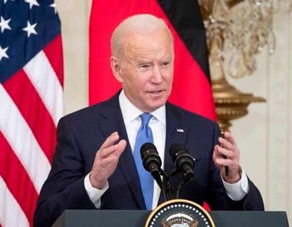 조 바이든 미국 대통령이 독립을 선언한 우크라이나 동부 DPR, LPR에 대한 미국인의 투자와 무역, 자금 조달을 금지하는 행정 명령을 발동해 러시아를 겨냥한 첫 제재에 나섰다.(자료 사진=TV방송 화면 갈무리)