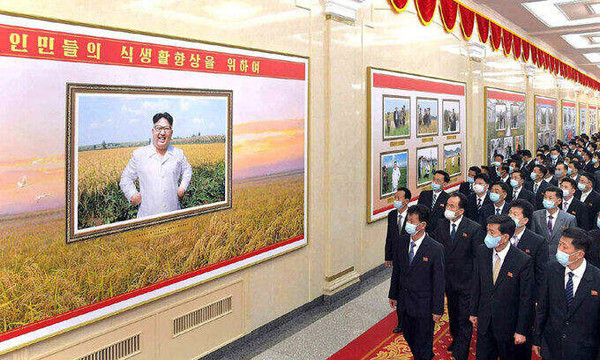 김정은 북한 노동당 총서기 겸 국무위원장 추대 10주년 기념 중앙사진전람회.(사진=조선중앙통신,연합뉴스)