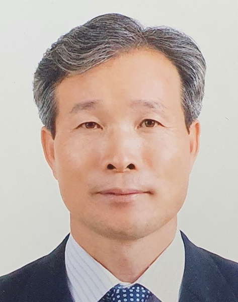 류원호 국방신문 논설위원·법학박사·국민대 겸임교수