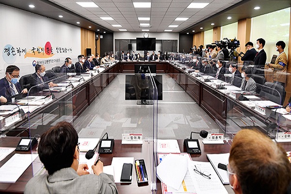 대통령직인수위원회는 4일 북한 탄도미사일 발사에 대해 유엔 안보리 결의를 정면으로 위반한 것이라며 국제 평화를 위협하는 행동을 즉각 중단하라고 촉구했다. (사진=연합뉴스 제공)