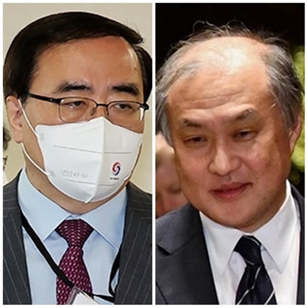 김성한 국가안보실장(왼쪽)과 아키바 다케오(秋葉剛男) 일본 국가안전보장국(NSS) 국장.(자료 사진=연합뉴스)