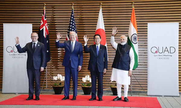 미국·일본·호주·인도로 구성된 안보협의체 쿼드(Quad) 정상회의가 24일 일본 도쿄 총리관저에서 열렸다. 왼쪽부터 앤서니 앨버니지 호주 총리, 조 바이든 미국 대통령, 기시다 후미오 일본 총리, 나렌드라 모디 인도 총리.(사진=교도 연합뉴스)
