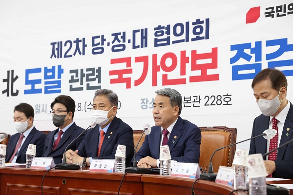 이종섭 국방부 장관이 8일 오전 국회에서 열린 '북 도발 관련 국가안보 점검 제2차 당·정·대 협의회'에서 발언하고 있다. (사진=국회사진기자단)