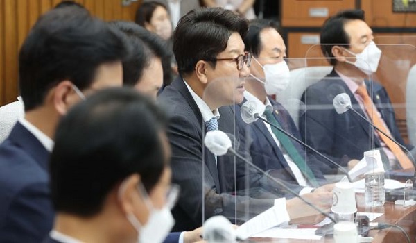 5일 국회에서 열린 원내대책회의에서 권성동 국민의힘 원내대표가 발언하고 있다. (사진=국회사진기자단)