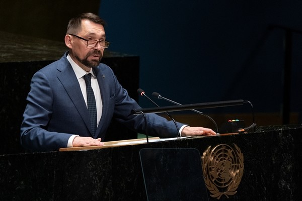 러시아의 우크라이나 침공 이후 핵 위협이 고조된 상황에서 열린 제10차 핵확산금지조약(NPT) 평가회의에서 미콜라 토치츠키 우크라이나 외무차관이 지난 1일(현지시간) 연설하고 있다.(사진=로이터 연합뉴스)