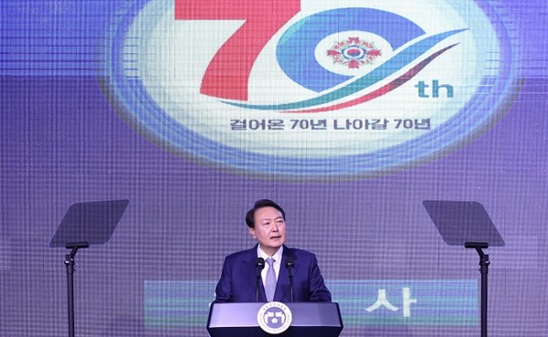 윤석열 대통령이 6일 서울 용산구 그랜드하얏트호텔에서 열린 '대한민국재향군인회 창설 70주년 기념식'에서 기념사를 하고 있다. (사진=대통령실통신사진기자단)
