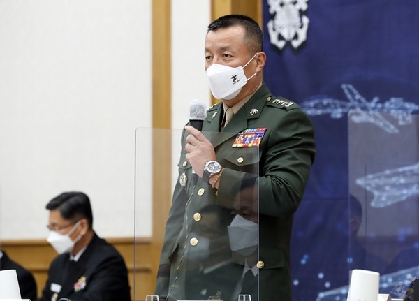 김태성 해병대 사령관이 21일 충남 계룡대에서 열린 국회 국방위원회의 해군본부에 대한 국정감사에서 의원들의 질의에 답변하고 있다.(사진=국회사진공동취재단)