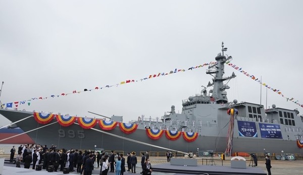 지난 7월 28일 울산 현대중공업에서 열린 진수식 당시 해군 차세대 이지스구축함 ‘정조대왕함’.(자료 사진=대통령실사진기자단 연합뉴스)