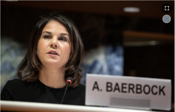 아날레나 베어보크 독일 외무장관이 27일 스위스 제네바에서 열린 유엔 군축회의 고위급회기 첫날 회의에서 발언하고 있다.(사진=로이터 연합뉴스)