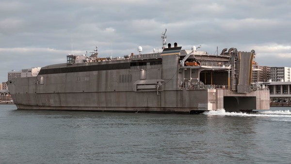 미국 인도태평양사령부는 13∼23일 진행되는 ‘자유의 방패’(프리덤실드·FS) 연합연습 후반에 실시되는 한미 해병대 연합 쌍룡훈련에 일본 오키나와에 주둔하는 해병 제3원정군(Ⅲ MEF)과 해병 제1원정군(Ⅰ MEF) 소속 1사단이 참여한다고 14일(현지시간) 밝혔다. 사진은 미 해군 고속수송함 ‘괌’. (사진=인도태평양사령부 제공)