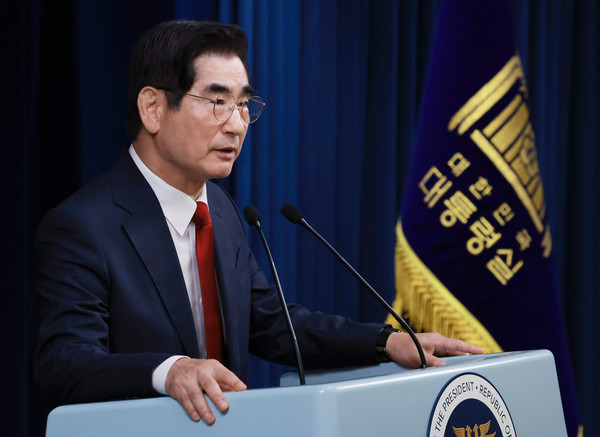 김용현 신임 국방부 장관 후보자가 12일 서울 용산 대통령실 청사에서 열린 인사브리핑에 참석해 지명 소감을 말하고 있다. (사진=연합뉴스 제공)