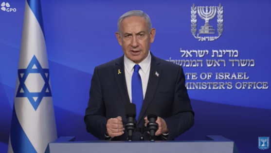 벤자민 네타냐후 이스라엘 총리가 13일 새벽 이스라엘이 이란 나탄즈의 우라늄 농축 시설, 핵무기화 프로그램, 핵 과학자, 탄도미사일 프로그램 등을 공습했다는 내용의 성명을 발표하고 있다. (사진=이스라엘 총리실 제공)