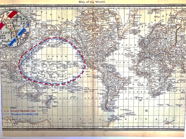 한종우 이사장의 저서 『한미 관계의 대변환(The Metamorphosis of U.S.-Korea Relations)』에 수록된 지도. 빨간 점선 ‘SS 라인’은 한국을 태평양 전략 질서에 편입하려 했던 미국의 의지를, 파란 점선 ‘TF 라인’은 한국이 전략적 우선순위에서 밀려났던 시기를 상징한다. 두 선 사이의 공백이 곧 한반도 현대사의 전략적 혼선과 불안정을 보여준다. (사진=한종우 이사장 제공)
